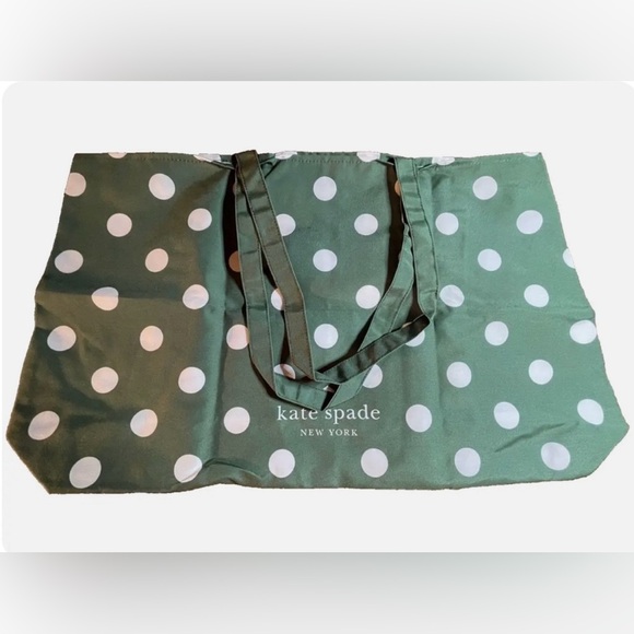 New Kate Spade Green with White Polka Dot Shoulder Tote Bag - Picture 1 of 8